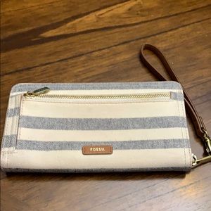 Fossil Wristlet Wallet